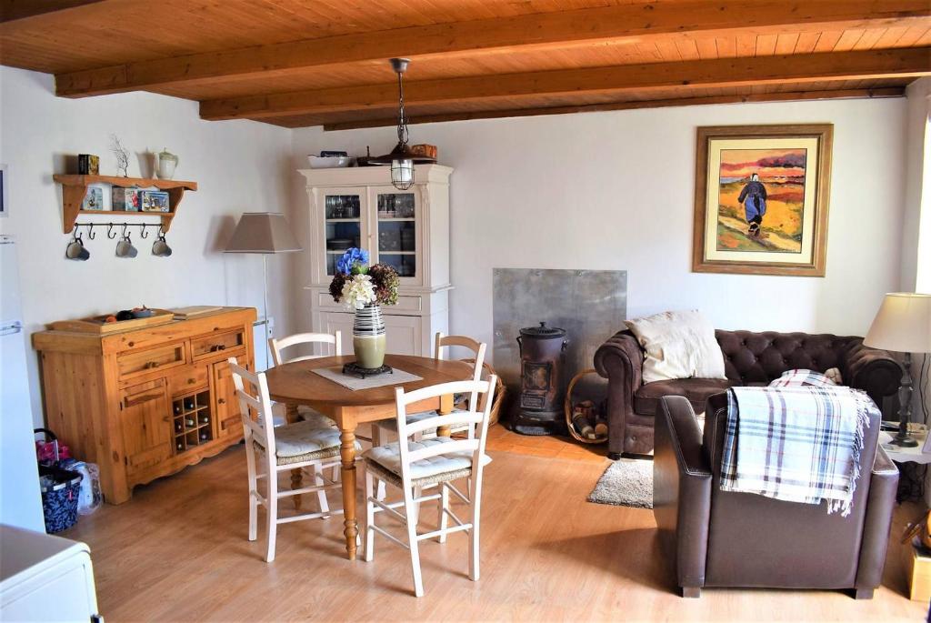 Maison de pêcheur à 50m de la mer à Ploumanac'h PERROS-GUIREC - Réf 317 - 1