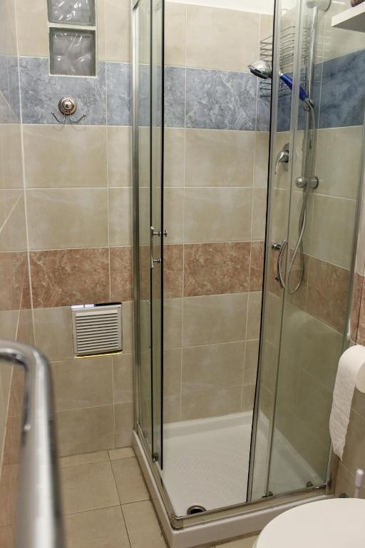 Fieramosca 2 Camere da letto 2 bagni cucina e salottino - 3