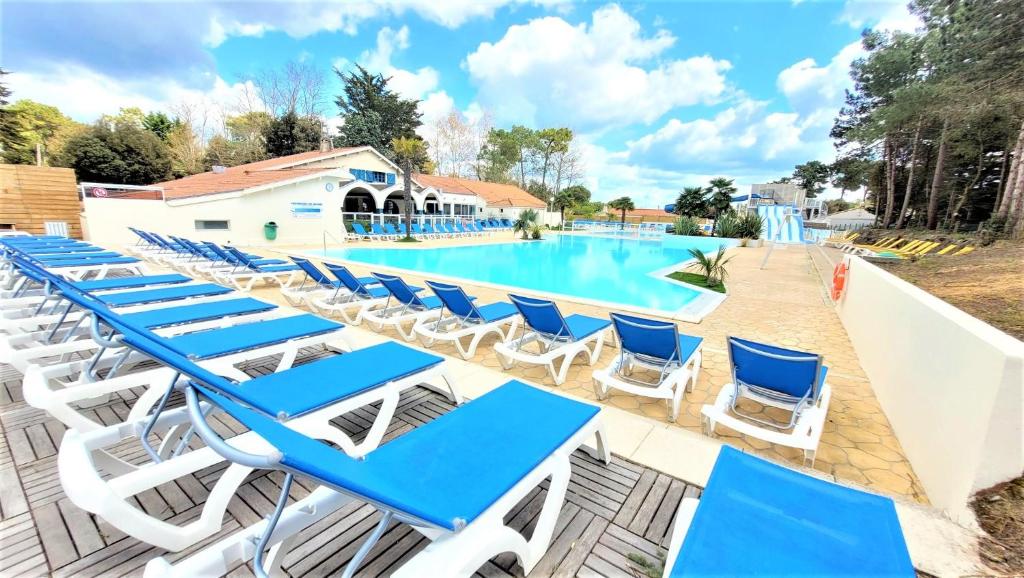 Campsite Mobile Home - 3 Beds - Family Pools - 5