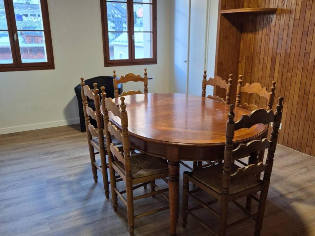 Appartement T4 de 68 m² avec terrasse et casier à ski - FR-1-234-344 - 3