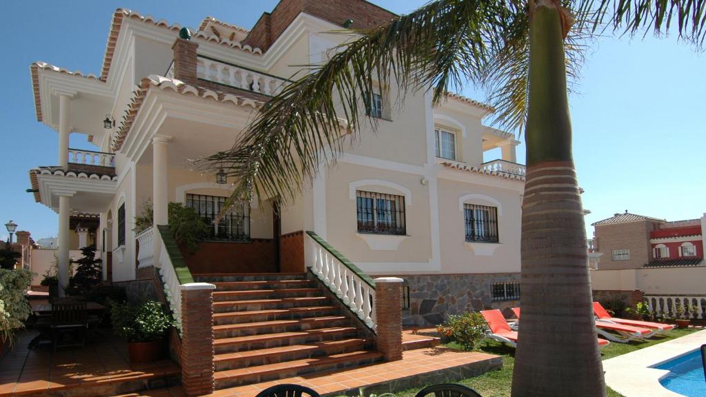 Villa Nerja 052 by Casitas Select - 5