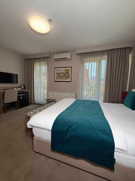 Hotel VIP - 5