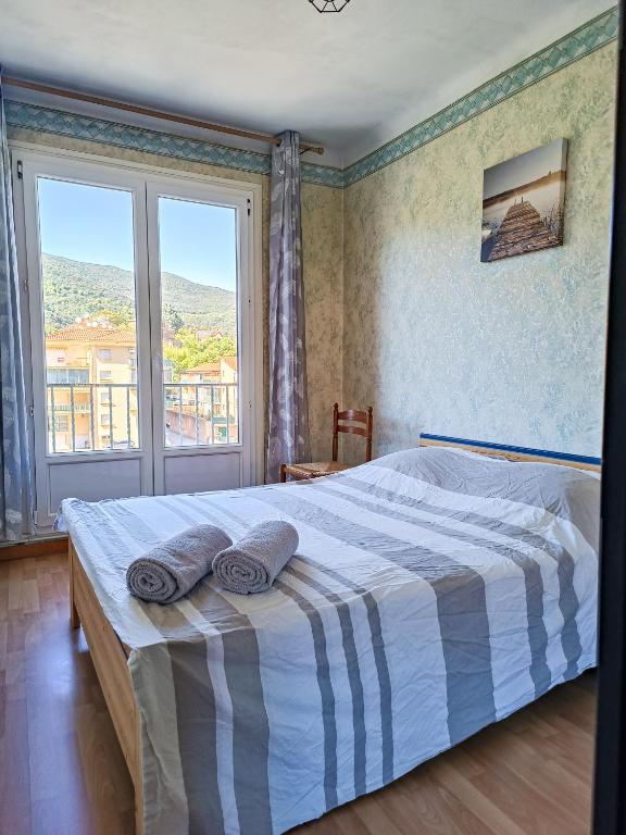 Appartement 2 Chambres avec Balcon, Garage et Parking - Proche des Thermes - 3
