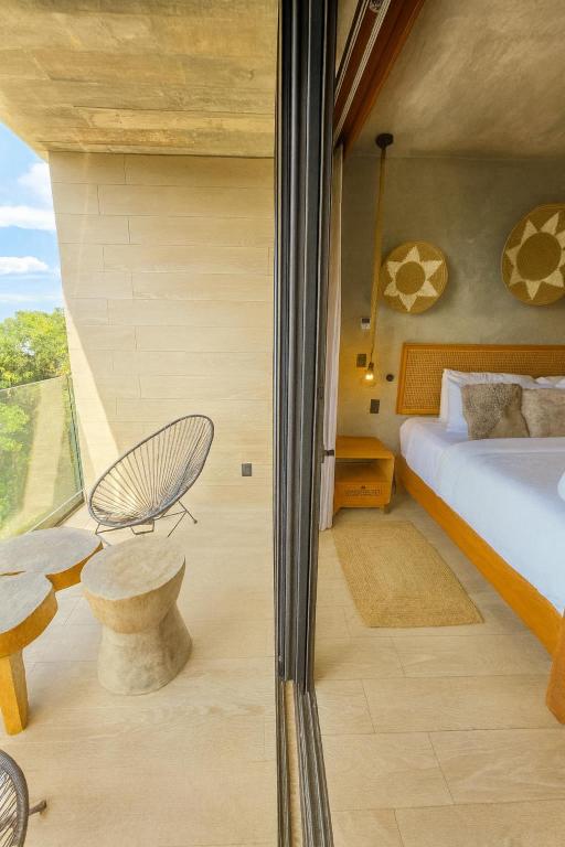 Penthouse with private Pool, Balcony & padel - 4