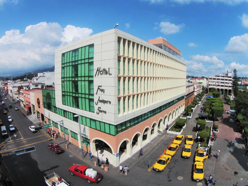 Hotel Fray Junipero Serra — Hotel in Tepic