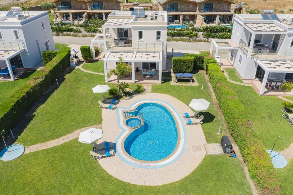 スイミングプール