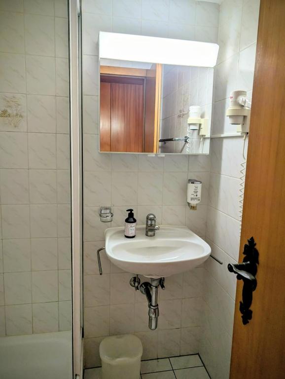 Centre Thermal 2 chambres studio EV210 - 3