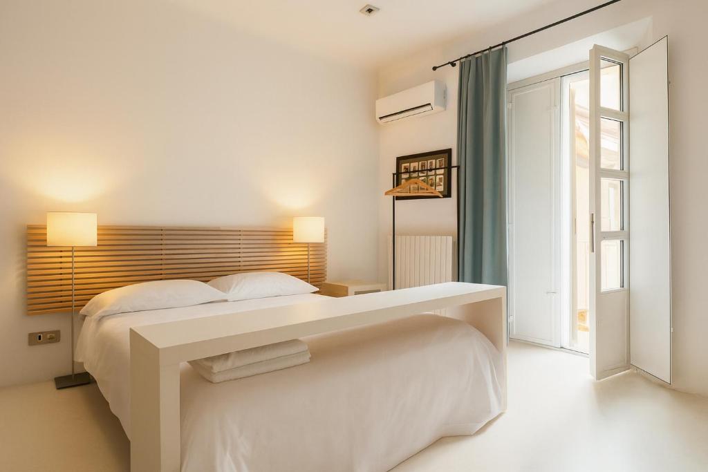 Casa Milano - Rooms and Apartments - Modernist Marvel - 1