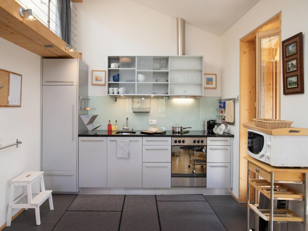 Apartment Schweizerheim Apt-5 by Interhome - 3