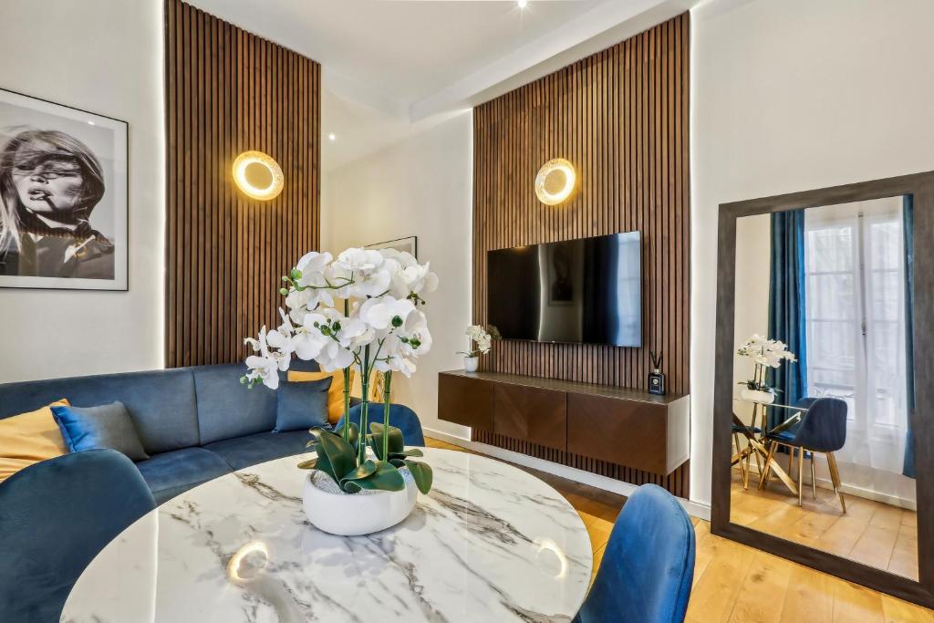 Prime Location - Orsay - Chic Apartment - 2