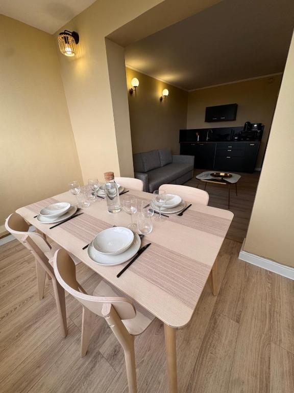Baie des Anges - Renovated T2 sea view - air-conditioned - 3