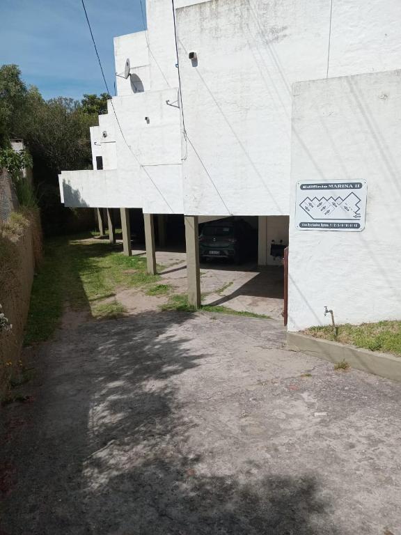 Departamento con cochera para 4 personas, 2 ambientes en Villa Gessel a cuatro cuadras de la playa - 4