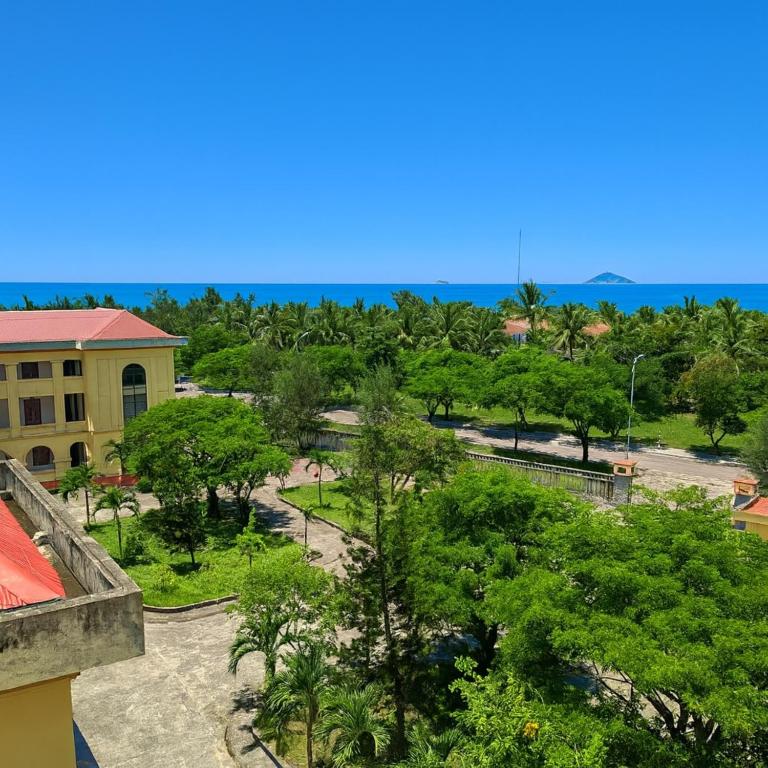 CỬA ĐẠI BEACH HOTEL - 1