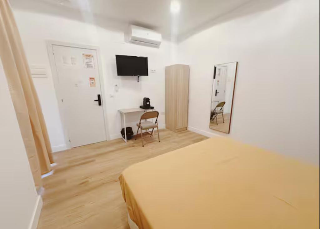Habitación en Alicante 7 Bernardo - 1