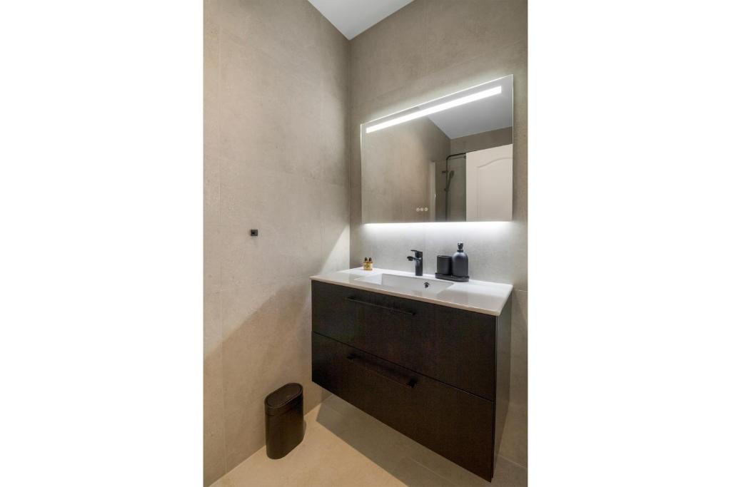 Elegant 3-room air-conditioned apartment in the heart of Le Marais - 5