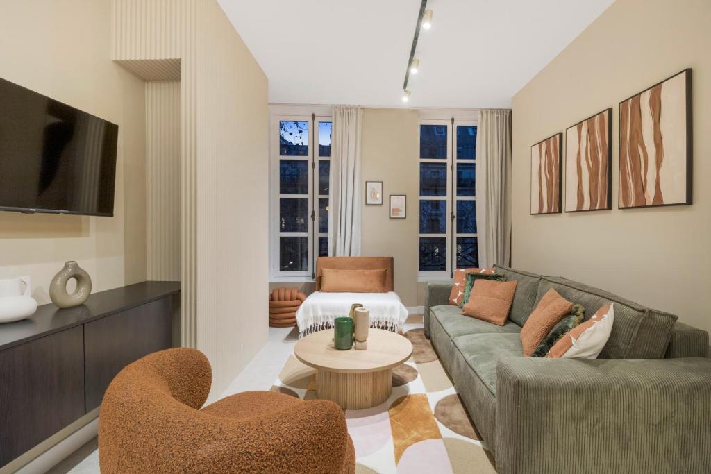Elegant 3-room air-conditioned apartment in the heart of Le Marais - 1