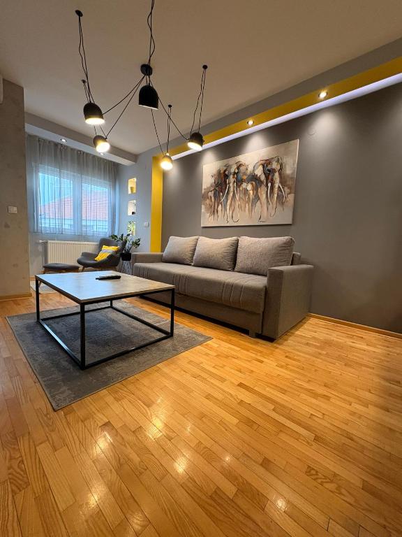 NAR Royalton Apartment #76 Free Parking - 3