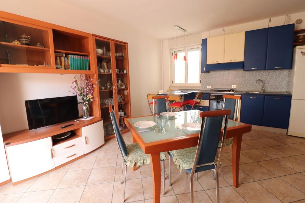 Charming 2 Bedroom Holiday Home in Otranto, Italy - 1