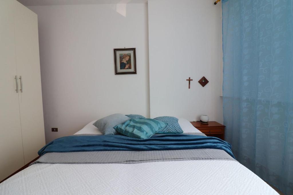 Charming 2 Bedroom Holiday Home in Otranto, Italy - 4