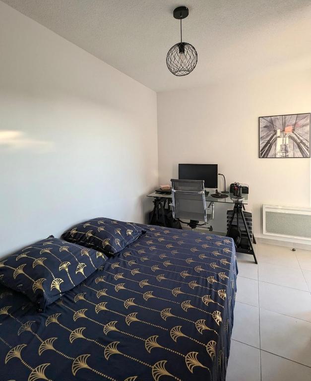 Beautiful 3-bedroom apartment with terrace, park view - 3
