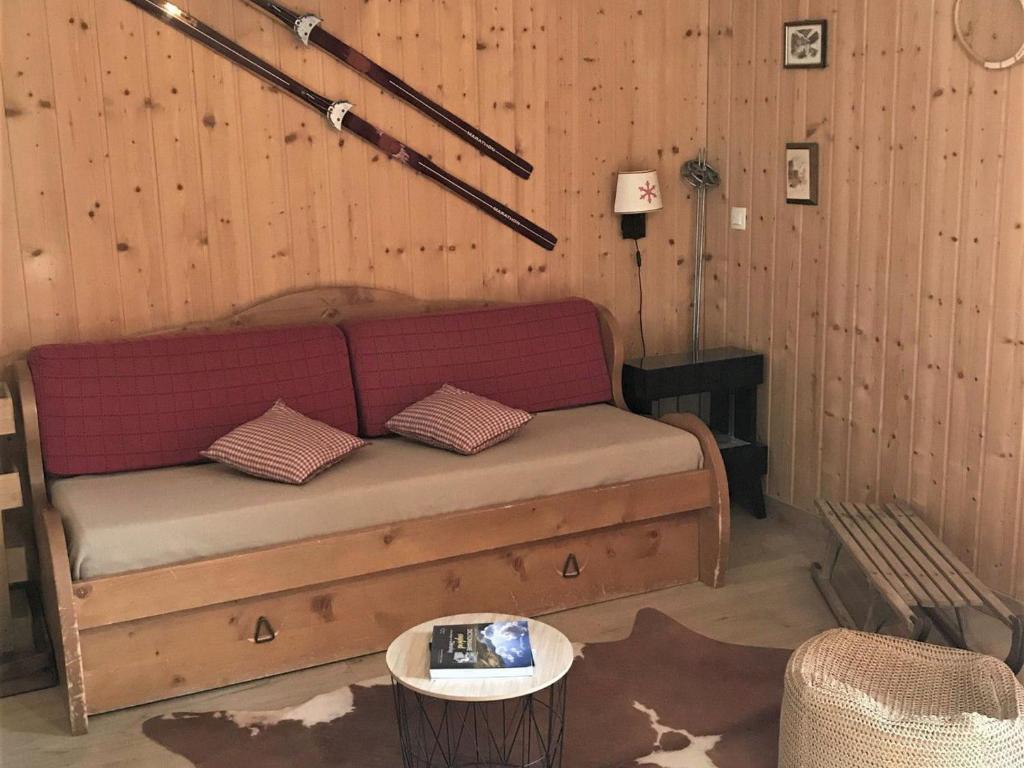 Chalet mitoyen rénové 3 pièces, 7 pers, terrasse, parking, animaux admis - FR-1-863-10 - 1
