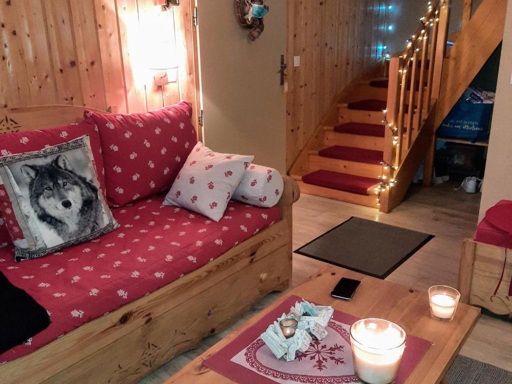 Chalet rénové 6 pers avec WIFI et parking gratuit à La Joue du Loup - FR-1-863-15 - 2