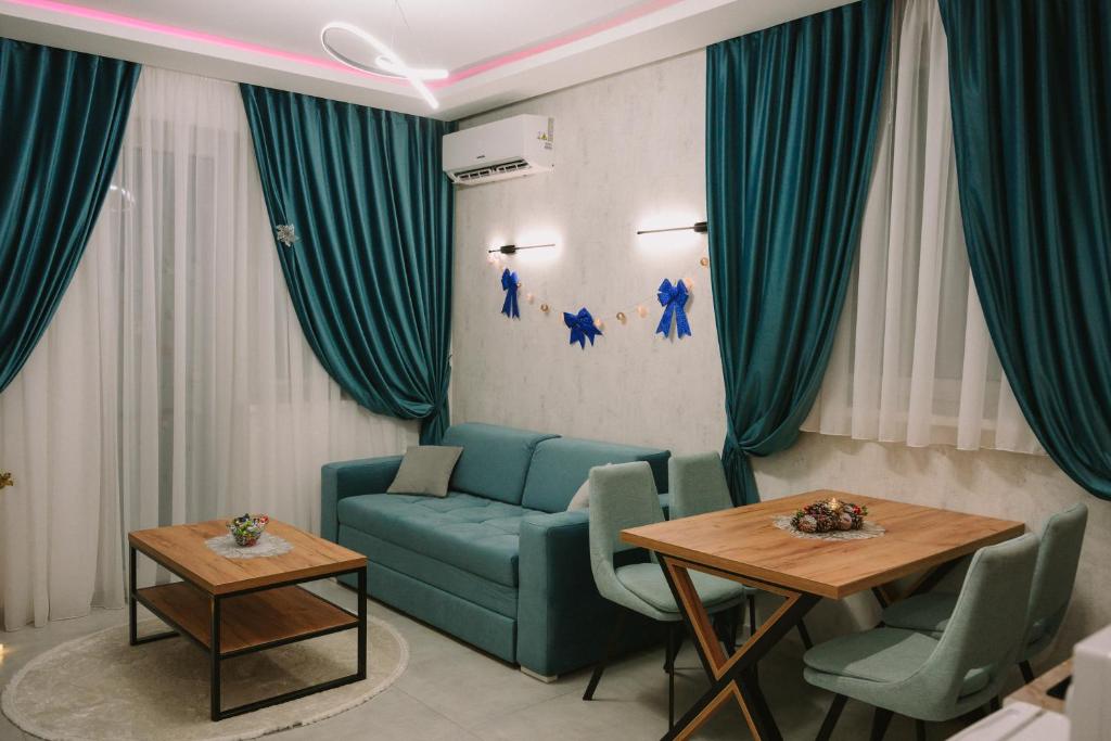 Time Out Divcibare - 1