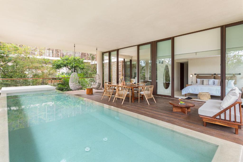 BT Homes - Tulum - Villa de Lujo en la Selva con Piscina - 2
