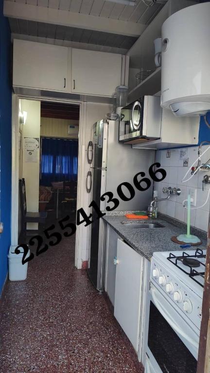 Duplex Gesell a 2 cuadras del mar - 3