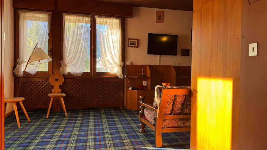 Apartment in the center of Cortina with private garage - 2