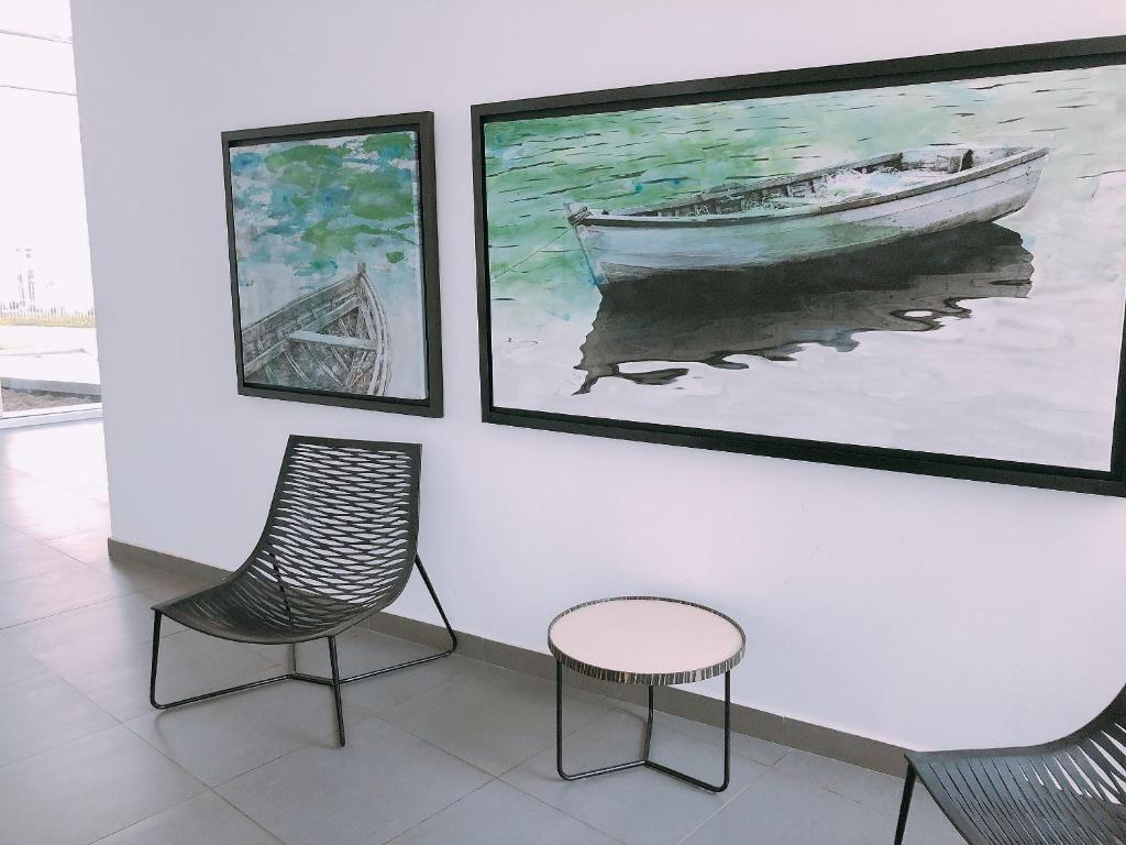 Apartment with Beautiful Sea View - 3