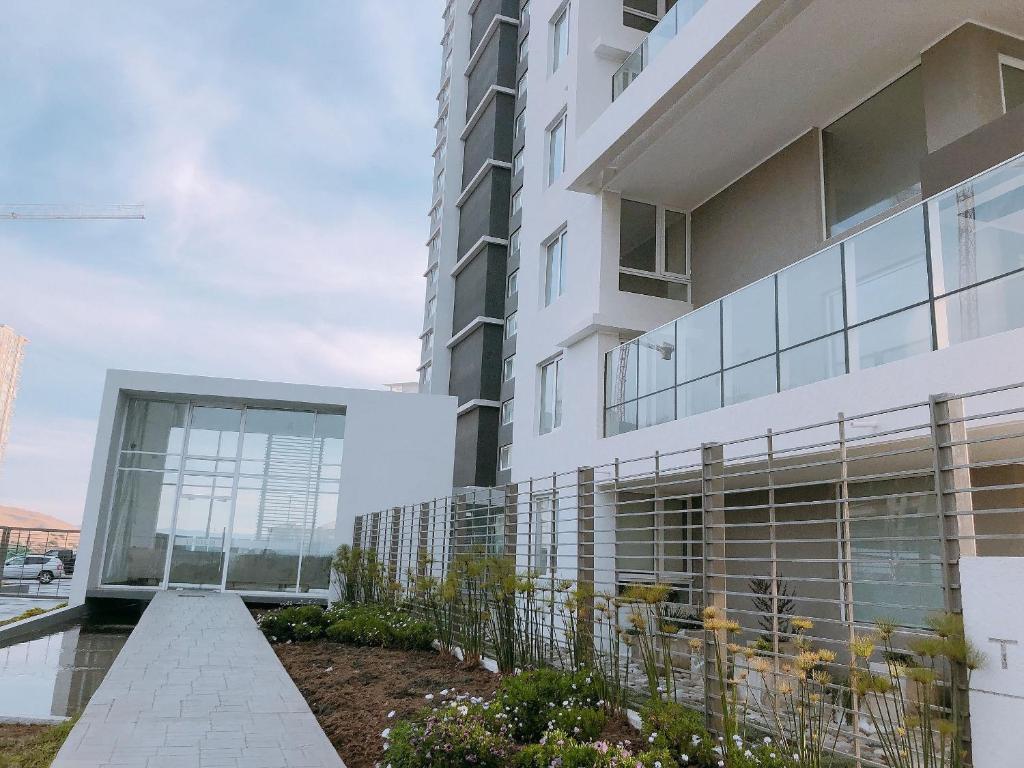 Apartment with Beautiful Sea View - 4