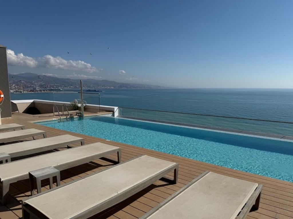 Málaga Towers First-Line Luxury & Spa - 5