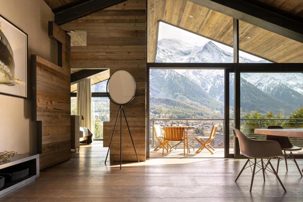 Sumptuous Chalet In Chamonix-Mont-Blanc - 2
