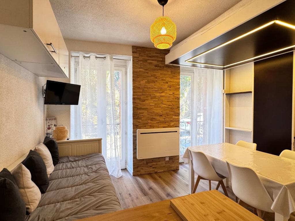 Pied-à-terre au centre de Cauterets. 4 personnes. - 5