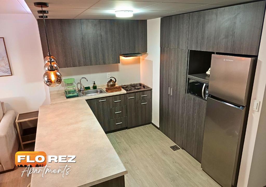 FLOREZ APT10 - Hermoso, Céntrico y Secadora de ropa - 3