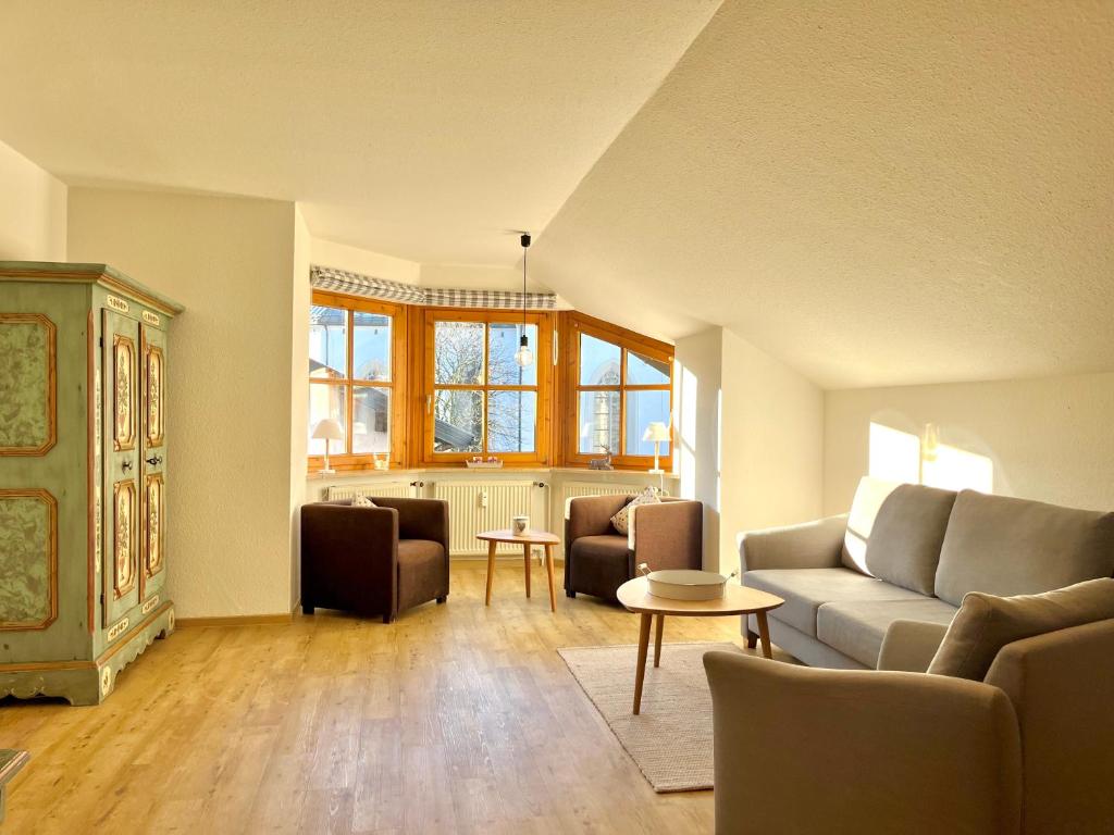 Ferienwohnung Dorfplatz - 2