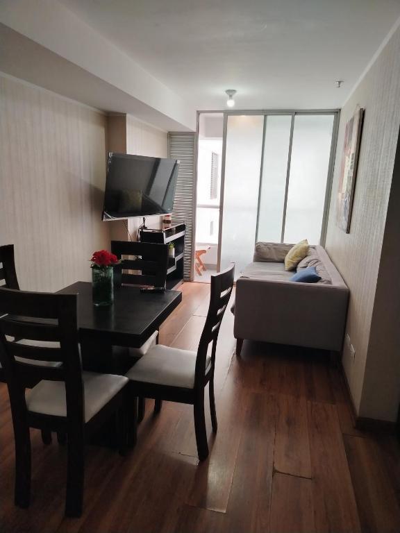 Departamento Executive 2BR Balcón Frente al Mall Santa Catalina - 4