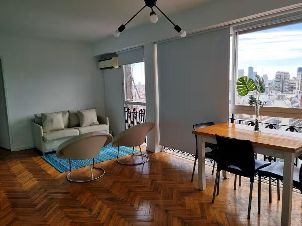 Apartamento con excelentes vistas - 1