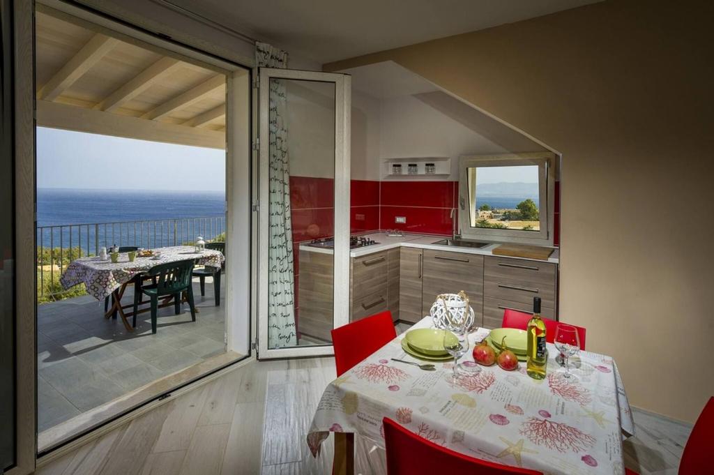 APT Marta in Villa Rosaria Vista Mare Zingaro - 4