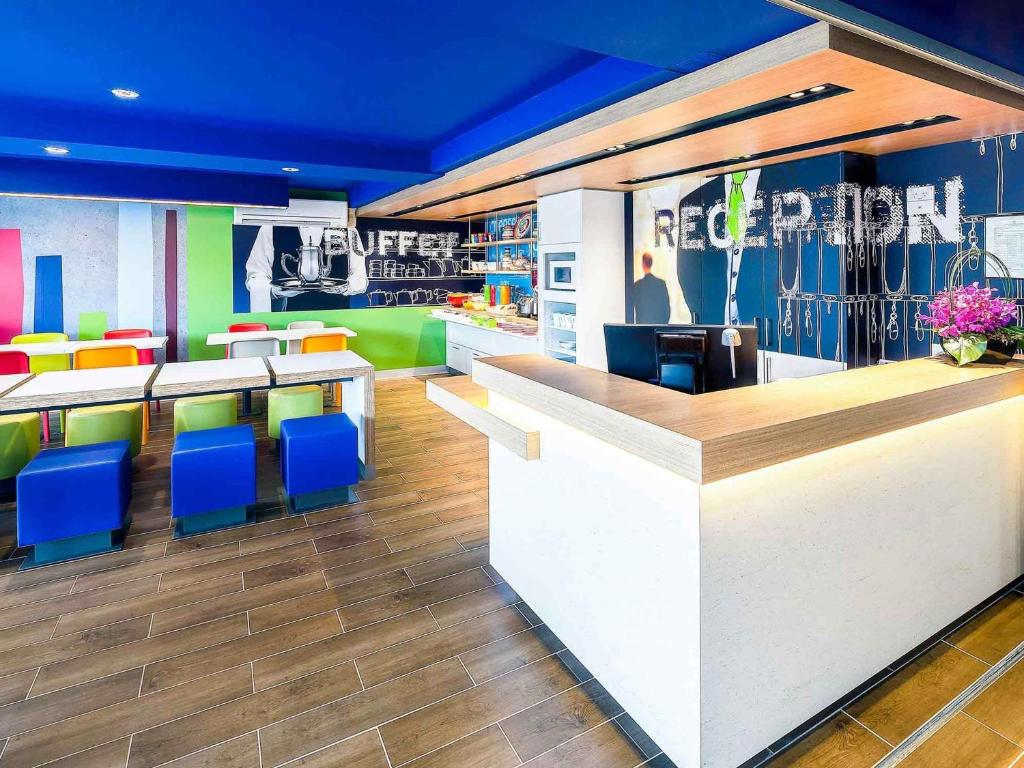 아이비스 버짓 멜번 공항 외관