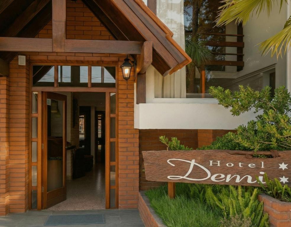 Hotel Demi - 1