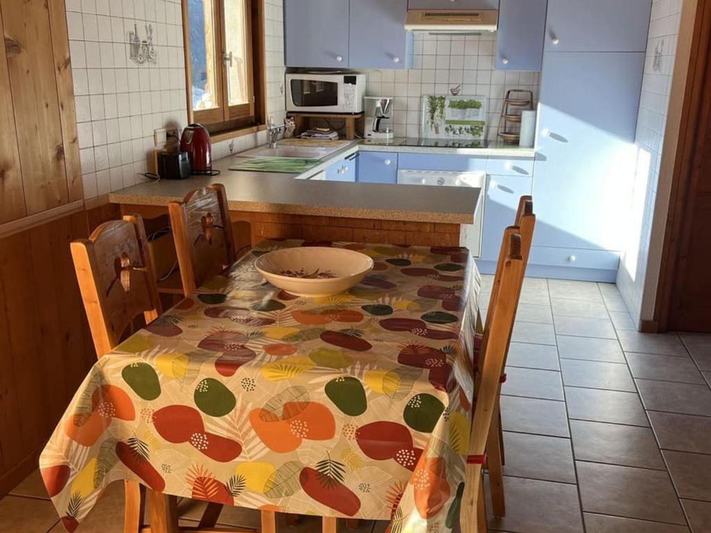 Chalet Coquet pour 5 Pers. à Châtel - FR-1-676-250 - 4