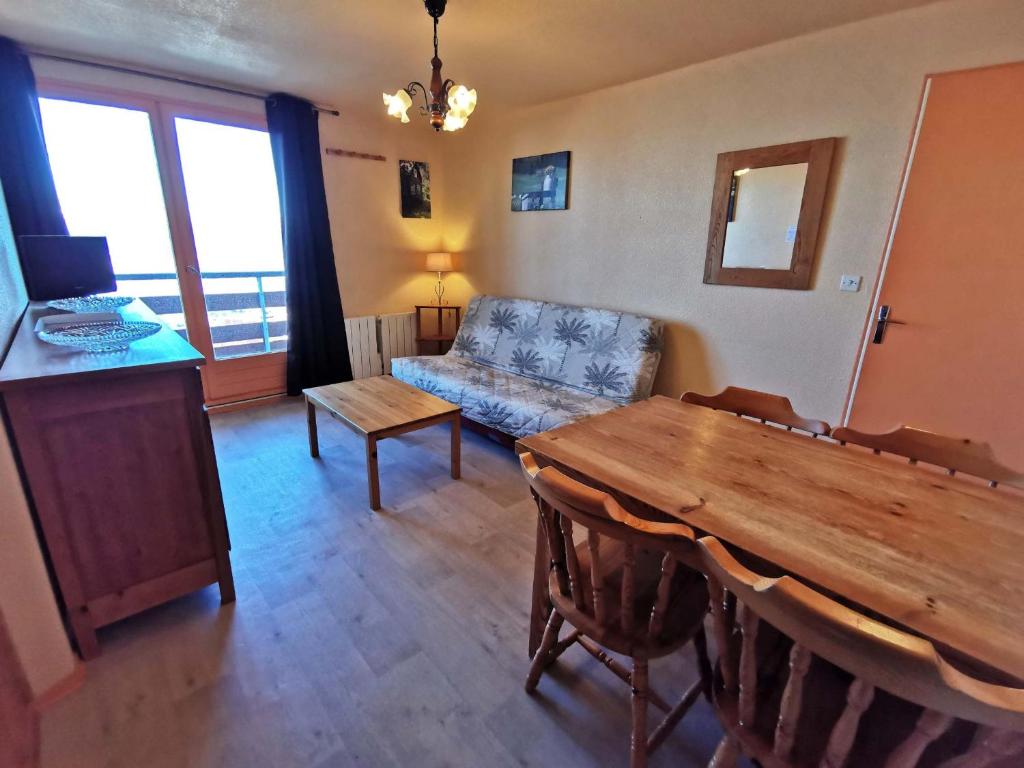 Appart 2 chambres au pied des pistes, balcon et ascenseur - 4