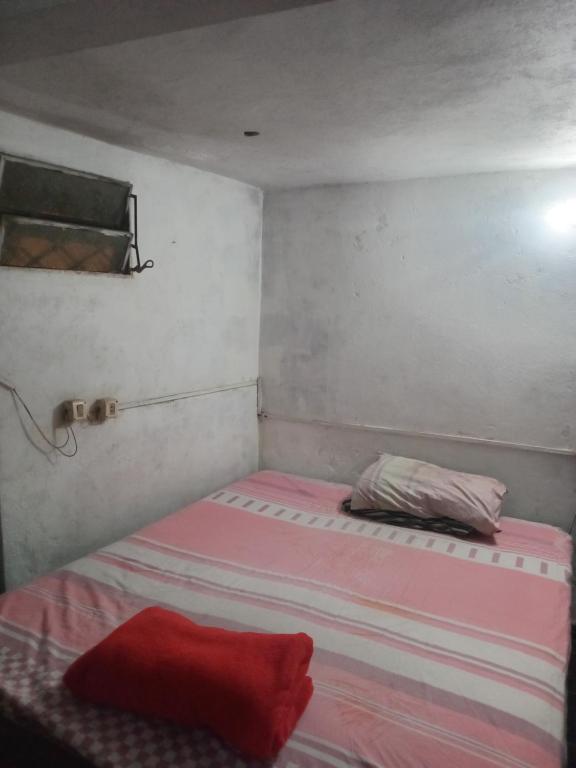 Furnished studio apartment, - 3