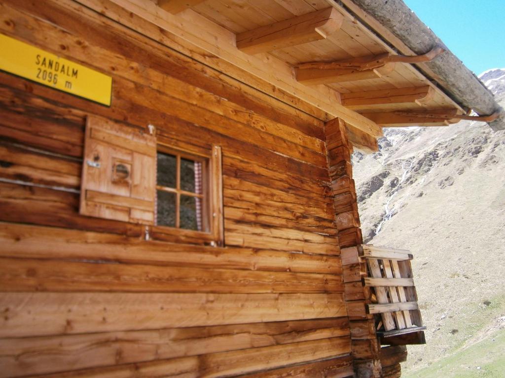 SANDALM Almhutte (2096m) photo