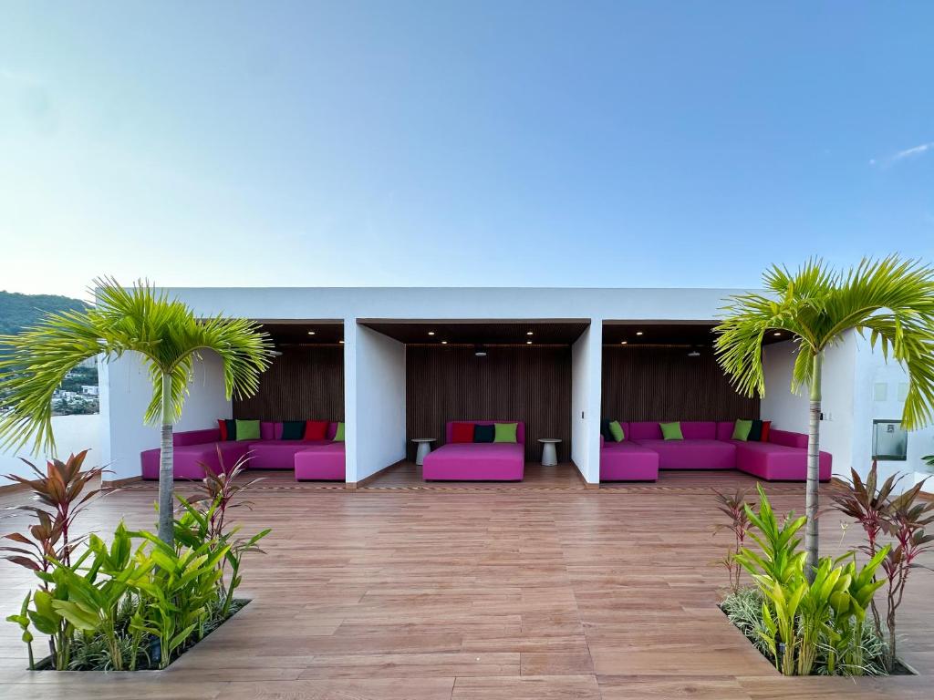 VREDE - Modern Ocean View - Great Rooftop Amenities - 5