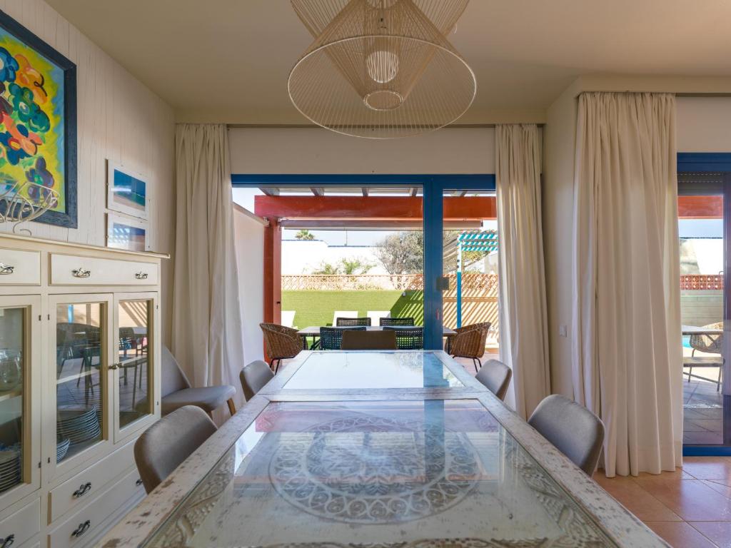 Long Beach By CanariasGetaway - 3