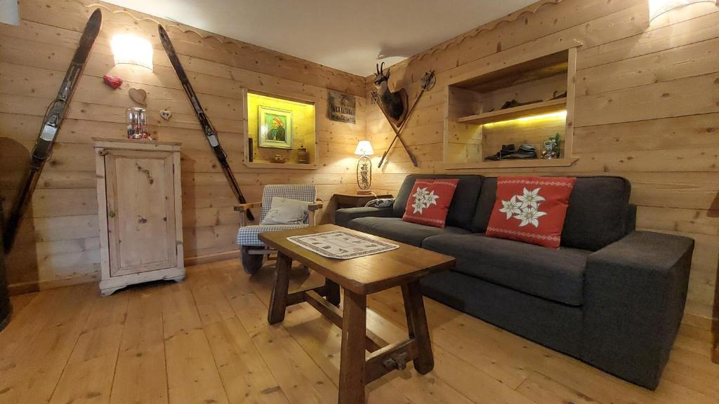 Maison Glarey Courmayeur CIR VdA 0023 - 2