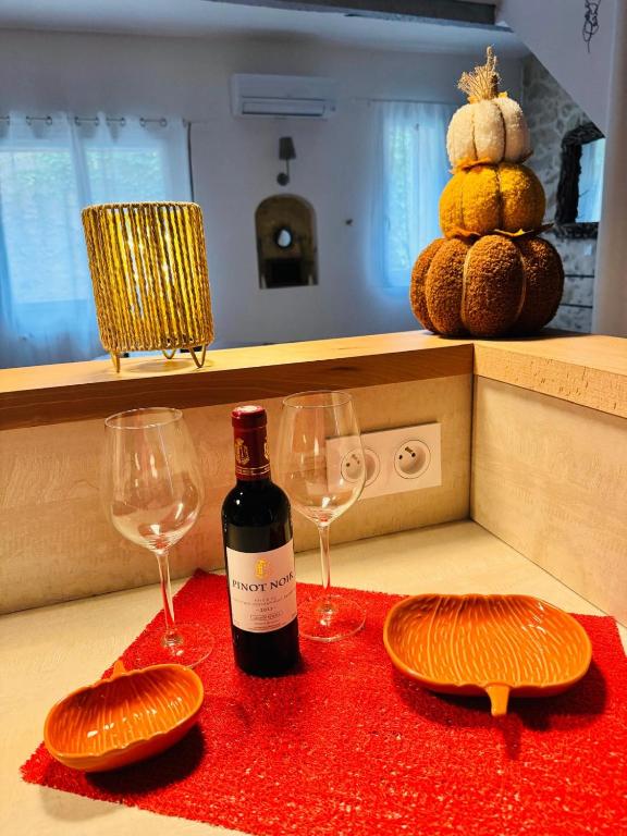 Charming house in Pezenas with garage and patio - 5